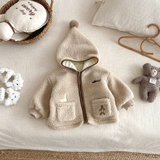 Bebeniz 球球連帽羊羔毛刷毛外套