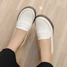 GISSE 女款簡約羊皮粗跟鞋