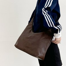 쥬벨로 모니카 크로스백