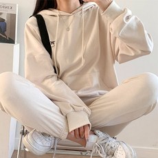 女式 Laraon Kero 慢跑褲連帽衫套裝