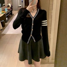 PEONIST 女款修身線條細節開襟衫