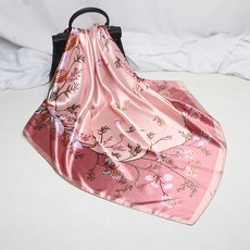 UNHEVE 奢華絲巾