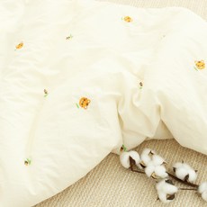Cocomabelle 嬰幼兒用高級100支純棉卡通刺繡柔軟薄被, 巧克力熊 象牙白
