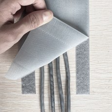 Make Mine 魔鬼氈地板電線整理蓋, 灰色, 1個