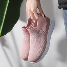 女款運動網狀增高平底鞋