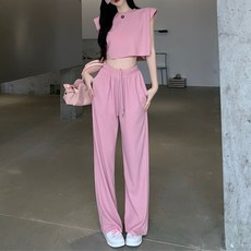 女款 Black101 Rembo 短版運動上下套裝 B234WF00039