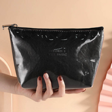 BEYOND THE BASIC光澤紋理化妝包