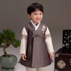 The Ye Hanbok Boy's Minwoobyeol 韓服套裝