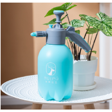 Yettayeogi 菜園花園噴霧器 鹿藍色 2L, 1個