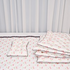 ahtty blanc 孩童用棉質薄被+一體式枕頭+薄墊組, 甜心櫻桃款