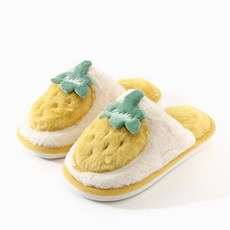 Rabbit Foot貂皮草莓兒童室內鞋
