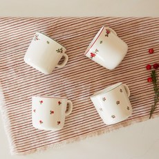 모던하우스 L 겨울열매 머그컵 4종 세트, 레드, 1세트