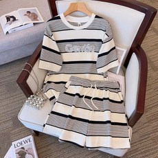 Moirbella 女款訓練短袖 + 短褲套裝 O263-0188