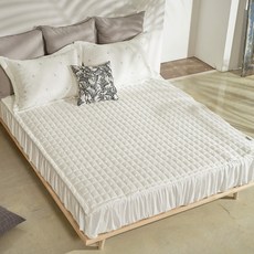 BAZAAR 人造絲絎縫夏季薄墊, 象牙白