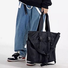 Yeon-i Land 男性日常扣環肩背包, 黑色