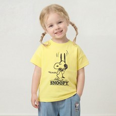 milkmile Peanuts 史努比 豎耳聽電話T恤