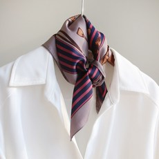 Vavisoo 迷你正面馬術圖案絲巾