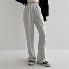 Planday 女款蜜桃絨修身寬版抽繩鬆緊褲. 短版