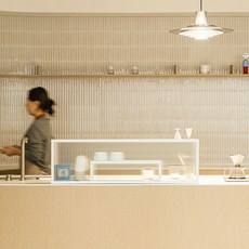 우드레이 밀키 주방 아일랜드 유리 파티션 1000, 화이트