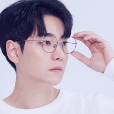 MELACME 圓形圓角小鈦合金眼鏡框 1006