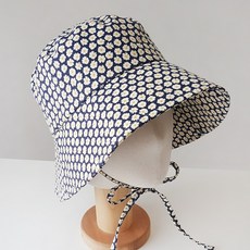 BABISOO 雛菊圖案下巴綁帶寬沿棉質漁夫帽