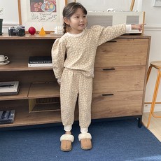 느엘 아동용 플라워 긴팔 상하의 세트