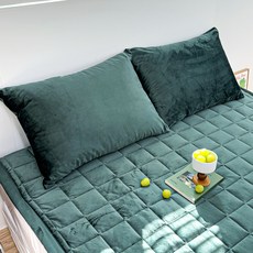 LucidSleep Winter Tale 雙面超細纖維枕頭套