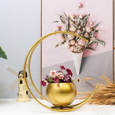 JHCompany新月花架, 金子