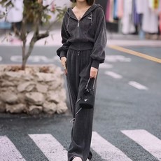 Paperments 女性Yejeu兩穿天鵝絨大尺碼運動套裝 13281