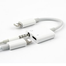 開箱 Apple iPhone 雙接頭轉接器 Lightning 8-pin + 3.5mm, 單一顏色, 1個