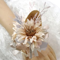 Ozuni 情感胸花手鍊, 04 花朵手鍊