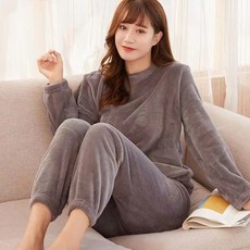 C.O.B 女款舒適加厚絲絨睡衣套裝