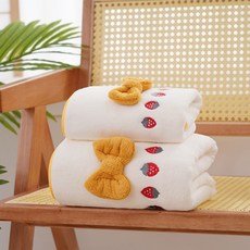 Sonio 草莓蝴蝶結柔軟聚酯纖維浴巾 2件組 35 x 75 cm + 70 x 140 cm, 02白色, 1套
