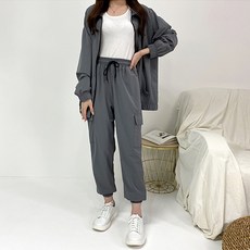 YUNEBERRY 女款運動外套+工裝縮口褲套裝