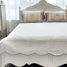 MaMaison 로즈 퀼팅 순면 스프레드 퀸 + 베개 세트, 화이트