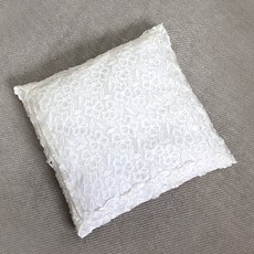 復古蕾絲靠枕套, 白色的