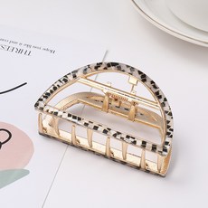 수스다 반달모양 프랑스 마블링 레오파드 메탈 프레임 반 올림머리 집게핀 6.8cm