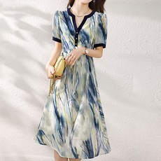 루나걸 웨이툰 브이넥 원피스