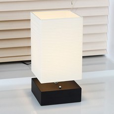 Cyel方形立燈, 白色的