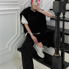 NANING9 女款 Nonaf 連帽背心長褲套裝