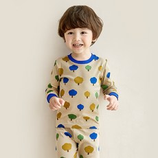 unifriend 兒童樹木圖案全彈性羅紋九分內衣套裝