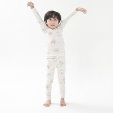 The O22 杯子蛋糕兒童春秋款家居服套裝