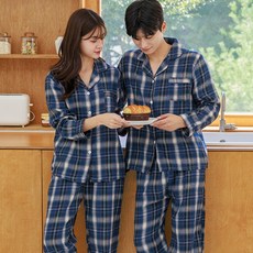 Mintcocoa 男女通用舒適格紋長袖翻領睡衣居家服上下套裝(M~XL)