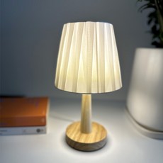 플리츠 협탁 조명