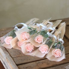 센트바스켓 비누꽃 쁘띠 장미 한송이 꽃다발, 살몬핑크, 7개