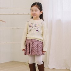 ToTo Heros 梅蘭妮刺繡毛衣