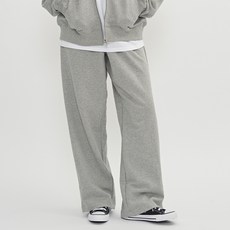 리퀄 세미와이드핏 스웨트팬츠 RRPTPTE38005