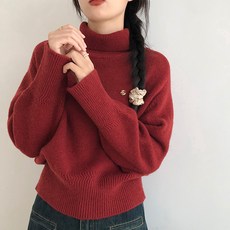 The Syrup 女款糖果深色高領針織衫