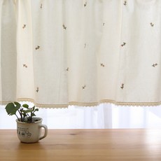 萊莉刺繡蕾絲門簾, 自然風