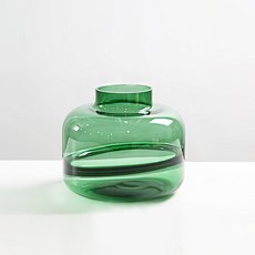 綠色方塊玻璃花瓶, 綠色